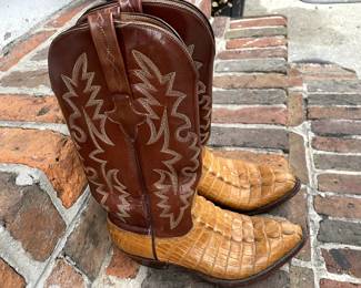 Lucchese Women's Classic's Handmade Exotic Cognac Alligator Hornback Boots 9