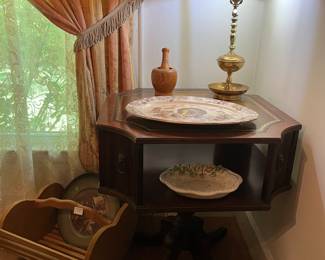 Leather Top Table - Duncan Phyfe Style legs