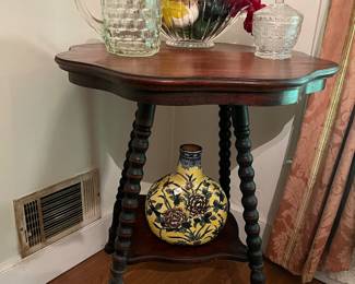 Spindle Leg Table - Antique