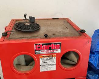 Clarke Abrasive Blast Cabinet - Sand Blaster