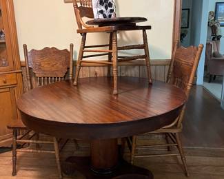 Pedestal Round Table , Oak Press Back Chairs