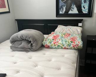 Queen bed