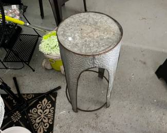 End table 