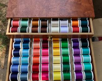 Madeira Embroidery sewing thread treasure chest 180 spools Germany