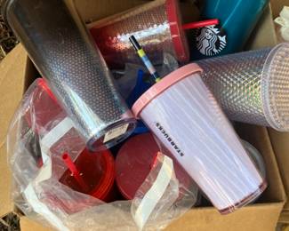 box of Starbucks never used cups