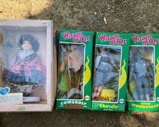 vintage Wizard of Oz dolls