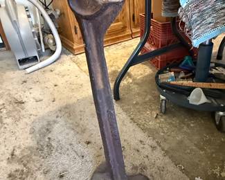 Cast iron shoe cobbler stand
