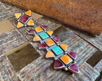 Spiney Oyster Hallmark is obscured