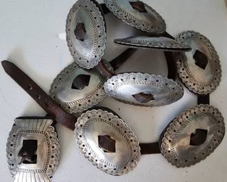 Leo Coriz concho belt