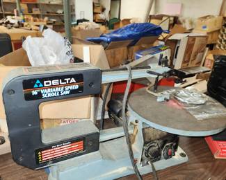 Delta 16: variable speed scroll saw