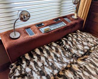 ... With 8 track headboard