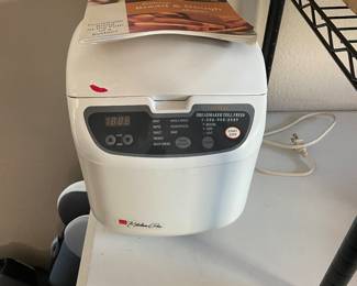 bread maker $25
