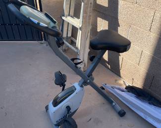 stationary bike, screen doesnt work $15