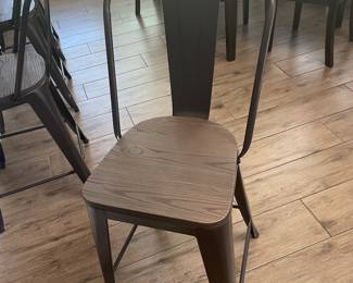 bar stools set of 4 $100