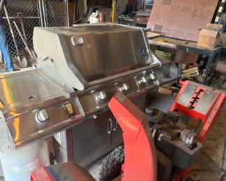 . . . nice stainless gas grill with side burner