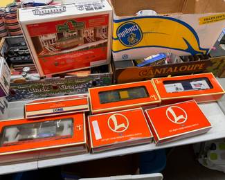 Lionel Hobby Train Cars More