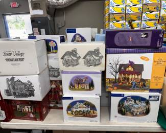 Department 56 Village Homes