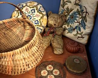 Buttocks Basket, Embroidered Pillows, ETC.