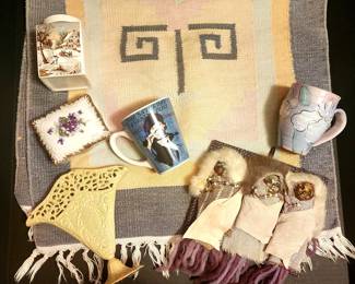 Various Decorative Items