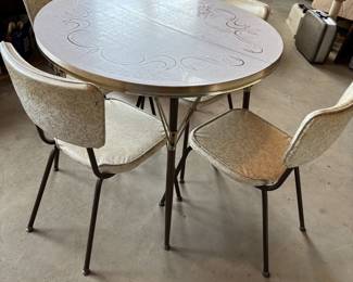 1950's Dinette Set, 1 Leaf, 4 Chairs