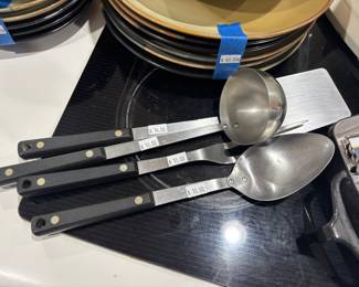 Serving Utensils 
