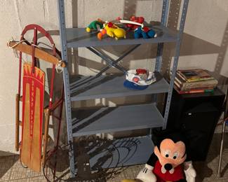 Storage Shelves, Stuffed Animals 