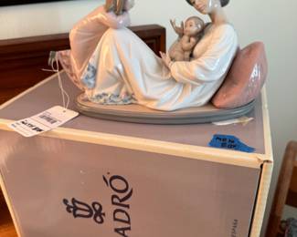 Lladro Latest Addition #1606