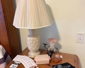 Hummingbird Floral Accent Lamp, Decorative Lamp, Vintage Purses 
