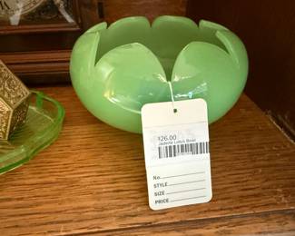 Jadeite Lotus Bowl 