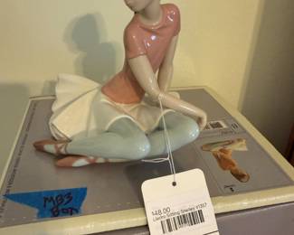 Lladro Sitting Shelley #1357