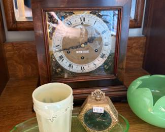 Mantle Clock
