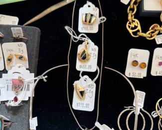 Jewelry 