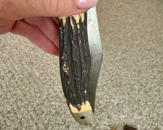 Ka bar knife