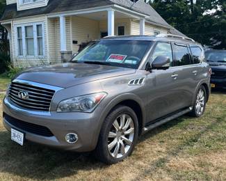 2013 Infiniti with 226,000 miles excellent condition