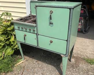 Depression Era Stove for Decoration or Restoration 