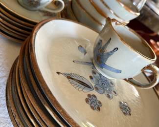 Dinner, lunch plates and all service pieces