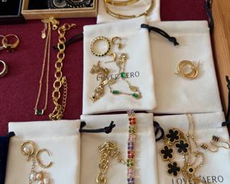 Pretty on line jewelry collection