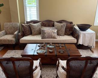 Gorgeous Furnishings!!