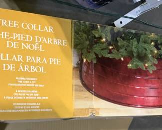 costco huge red tree collar box