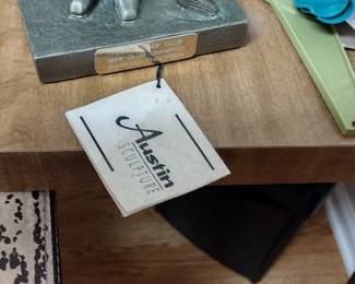 GOLF COLLECTABLES AND AWARDS 