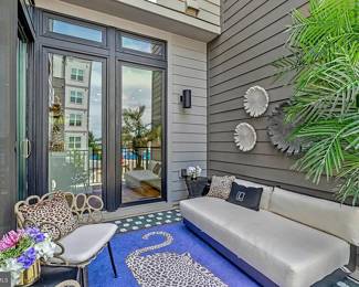 Woven Outdoor Chair with Cushion