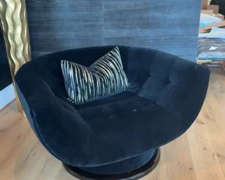 RH Restoration Hardware Swivel Black Velvet Chair with Black Throw Pillow


