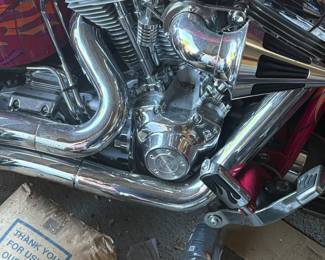 More chrome on this amazing Harley