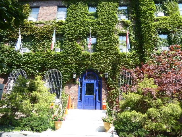 See prices & more info, copy & paste link below:
https://beforeudemo.com/sales-event/rehab-sale-of-chicago-getaway-hostel/