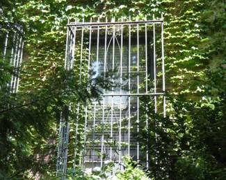 See prices & more info, copy & paste link below:
https://beforeudemo.com/sales-event/rehab-sale-of-chicago-getaway-hostel/