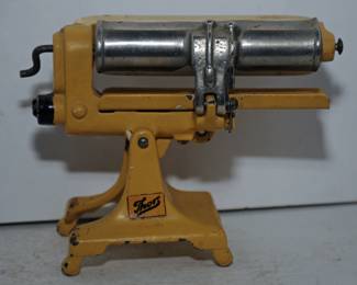 VINTAGE ARCADE IRON THOR MANGLE