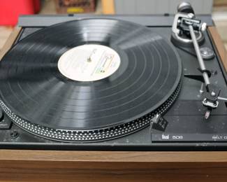 NICE DUAL 506 RECORD PLAYER