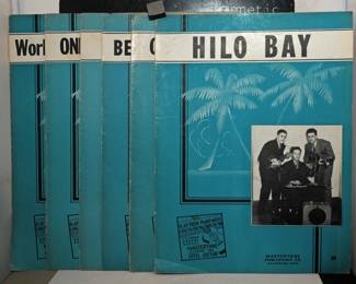 ONE OF SERVERAL SETS OF GIBSON MUSIC FOR ELECTRIC GUITARS