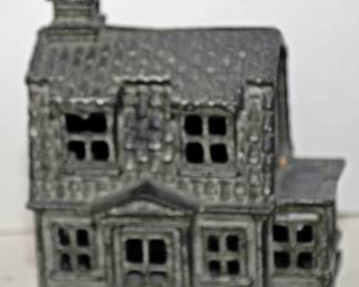 VINTAGE CAST IRON HOUSE STILL BANK