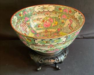 Chinese Porcelain Bowl 